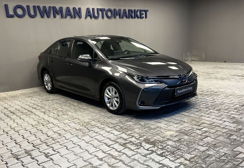 Toyota Corolla 1,8 Hybrid AT Comfort - fotka 14 z 16