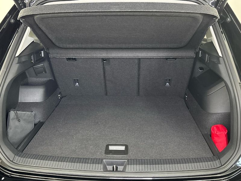 Volkswagen Tiguan People DSG - fotka 10 z 31