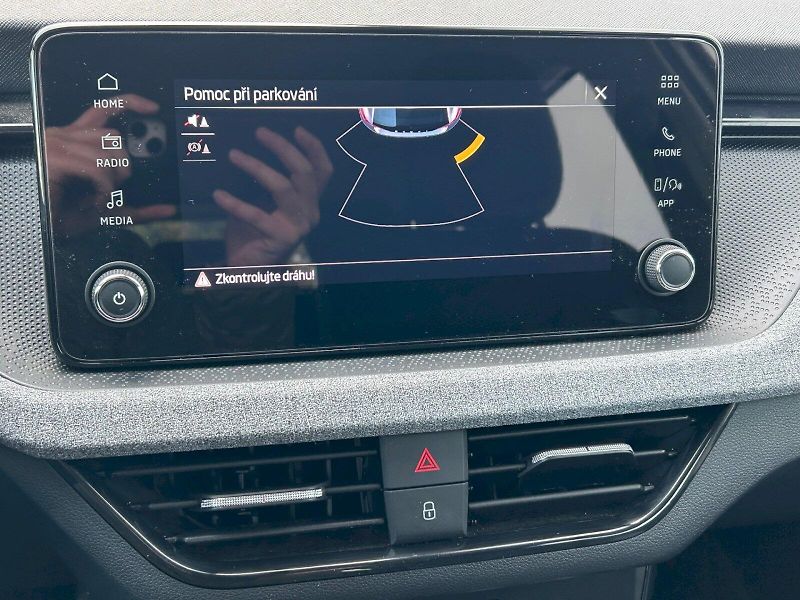Škoda Scala (2025) Selection 1.0 TSI 85 kW - fotka 23 z 29