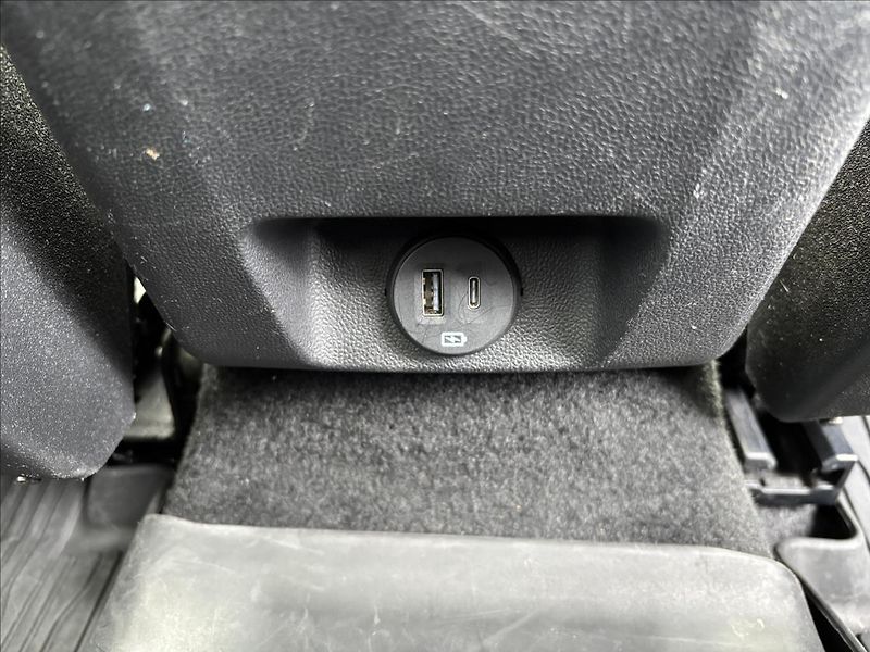 Ford Focus 1,0 mHEV 114kW Active DPH - fotka 16 z 44