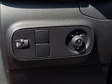 Citroën C3 (2021) SHINE 1.2 81kW, ČR, 1. Maj., P - náhled 15