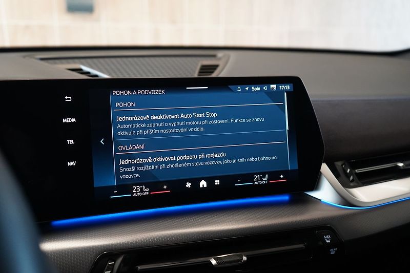 BMW X2 20i sDrive, M Paket - fotka 27 z 41
