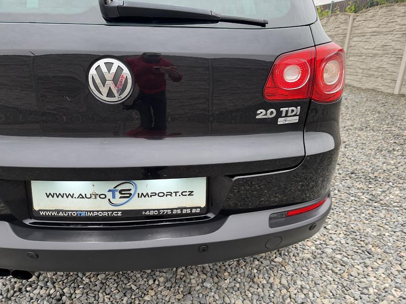 Volkswagen Tiguan 140PS 4x4 DSG PANORAMA - fotka 40 z 158