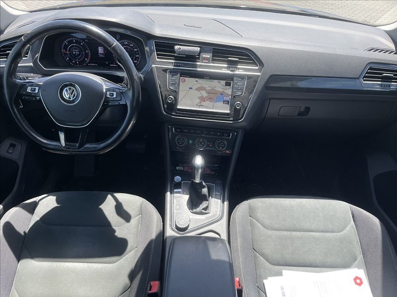 Volkswagen Tiguan 2,0 TDi 110kw 4-Motion Tažné L - fotka 13 z 35