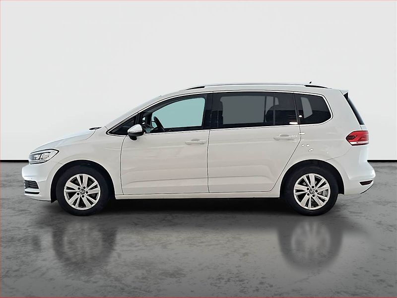 Volkswagen Touran (2023) 1.5 TSI - fotka 3 z 18