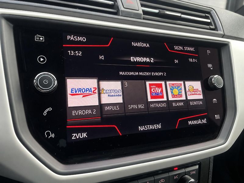 Seat Arona XCELLENCE 1.0 TSI 85 kW  - fotka 13 z 25