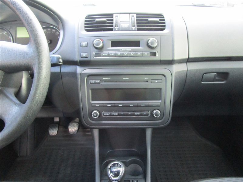 Škoda Roomster 1.4i 16V Ambition, aut Klima - fotka 10 z 48