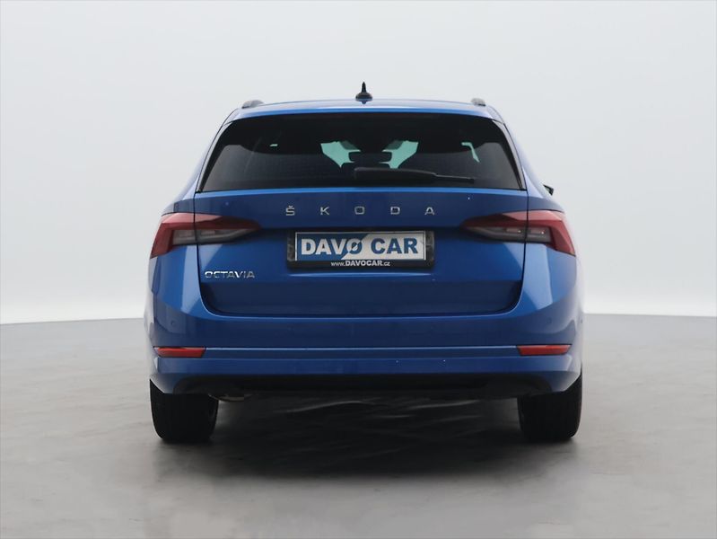 Škoda Octavia 2,0 TDI 110kW DSG Style Sport - fotka 6 z 39