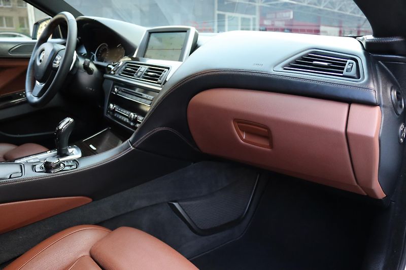 BMW Řada 6 640D XDRIVE GRAN COUPE F06  - fotka 47 z 50