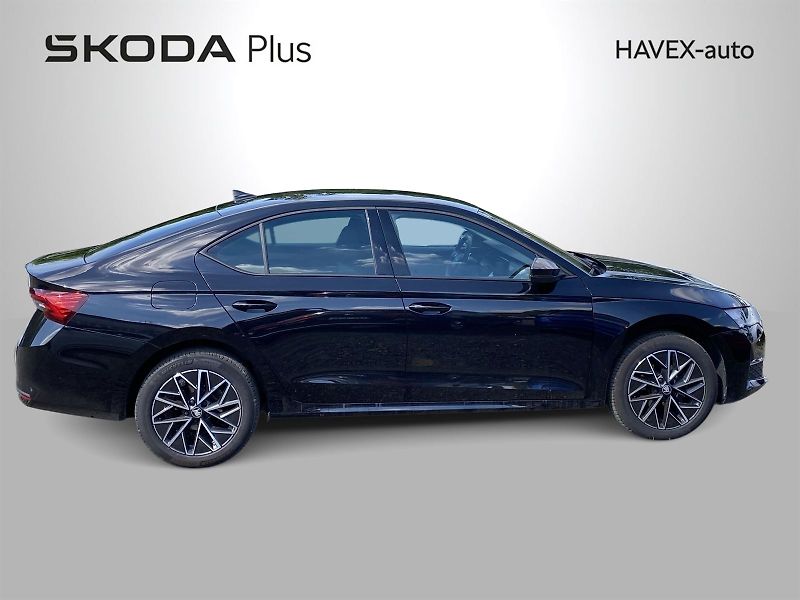 Škoda Octavia (2025) 1.5 TSI Selection - fotka 3 z 35