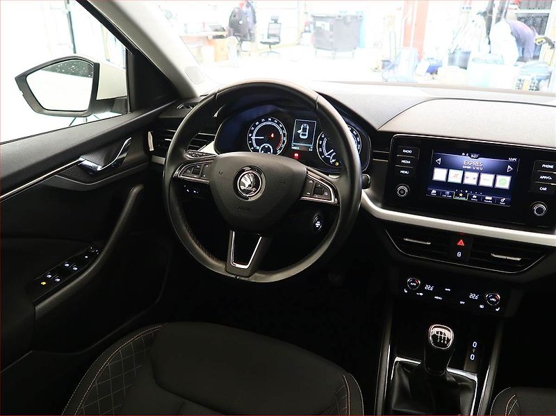 Škoda Scala (2019) Ambition 1.6 TDI, Tempomat - fotka 7 z 16