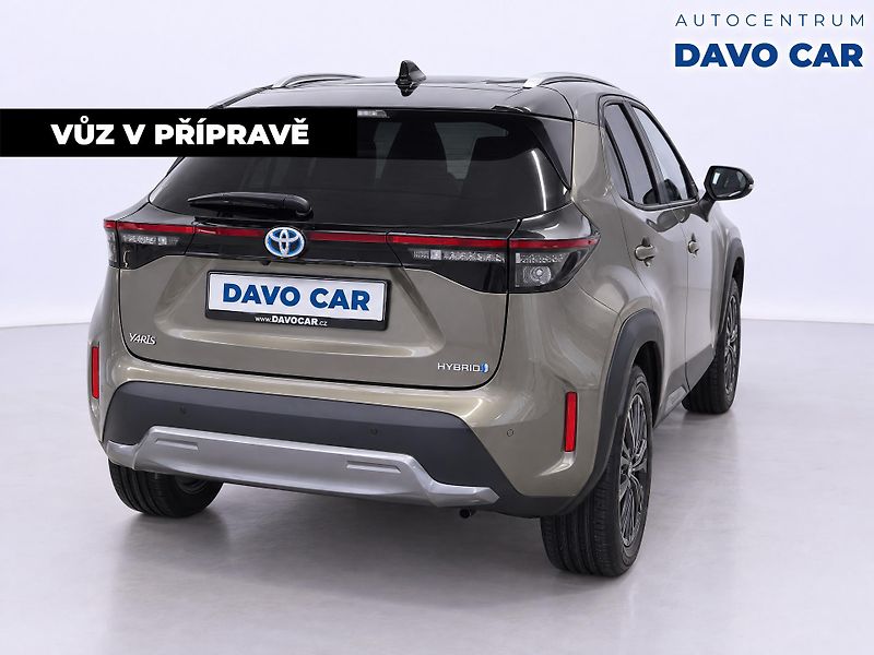 Toyota Yaris Cross 1,5 Hybrid 68kW e-CVT Adventur - fotka 5 z 12