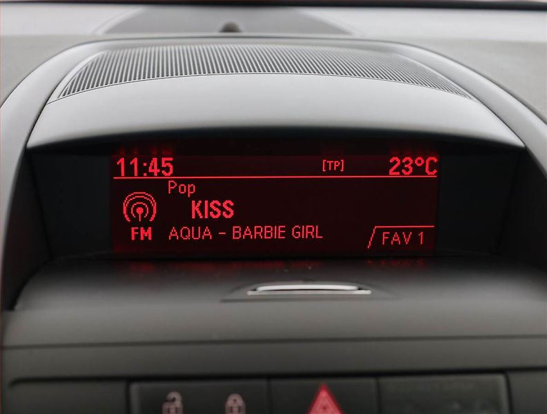 Opel Zafira (2012) 2.0 CDTI, Serv.kniha, Tempomat - fotka 14 z 19