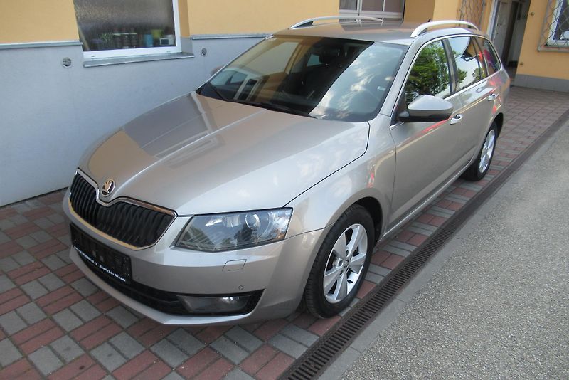 Škoda Octavia 2.0 TDi AUT.KLIMA NAVIGACE - fotka 5 z 21