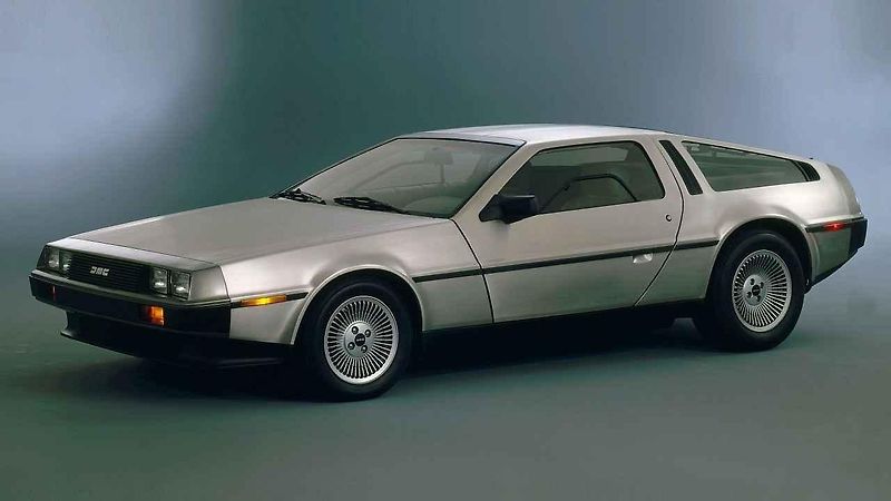 DeLorean DMC-12.