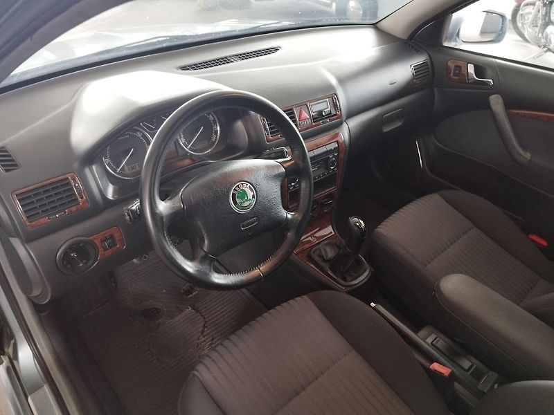 Škoda Octavia (2001) TDI,66KW,KLIMA,ALU,LED,1.MAJ - fotka 20 z 27