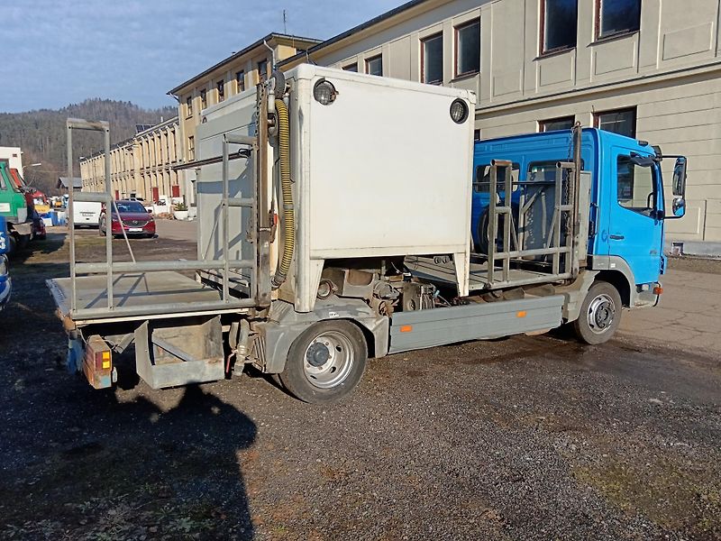 Mercedes-Benz (2006) Atego Fekál Toi Toi - fotka 2 z 12