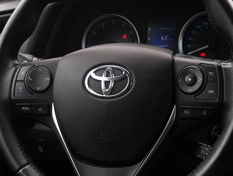 Toyota Corolla (2018) 1.6 Valvematic, ČR,1.maj - fotka 21 z 21
