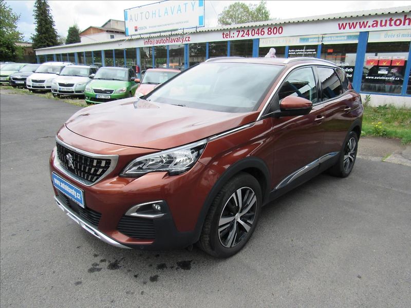 Peugeot 3008 1,2 96kW Allure 1.majitel - fotka 1 z 34