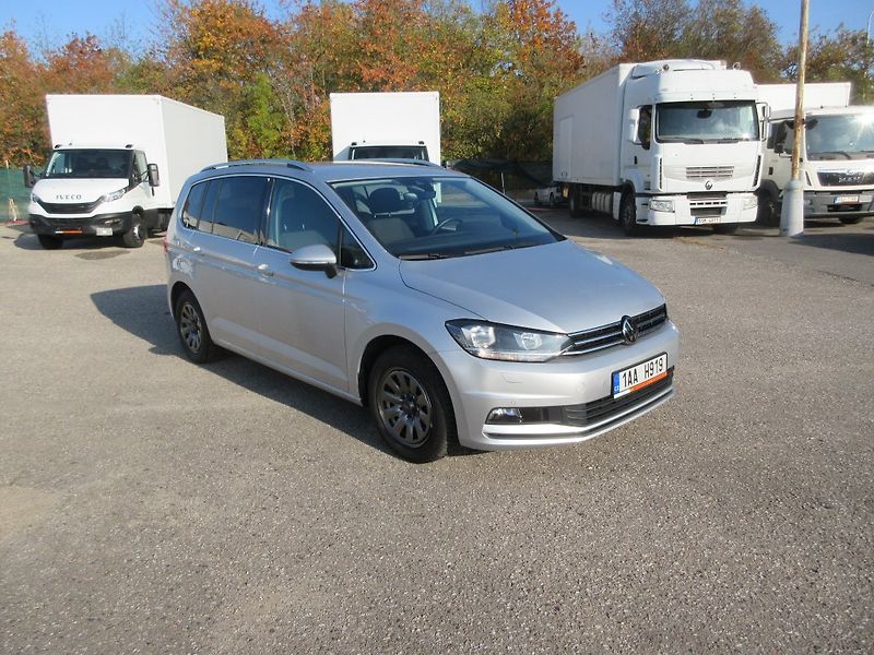 Volkswagen Touran 2.0 TDI 90 kW, Comfortline - fotka 2 z 20