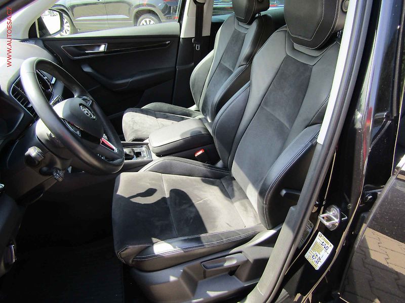 Škoda Karoq (2017) 2.0TDi 4x4, ČR, DSG, LED - fotka 9 z 14