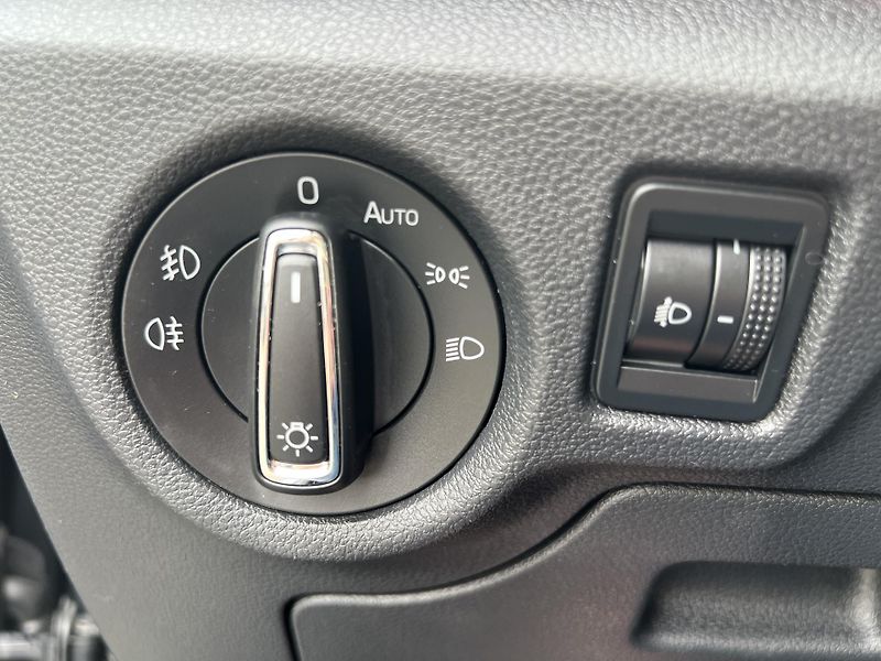 Škoda Scala Selection 1.0TSi DSG KAMERA ČR - fotka 13 z 45
