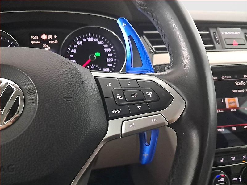 Volkswagen Passat (2019) 1.6 TDI, Automat, Kůže, Navi - fotka 24 z 25