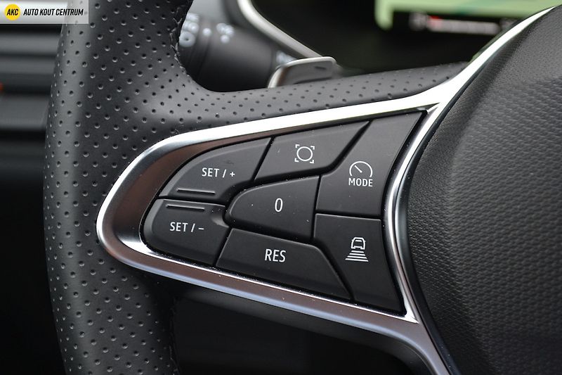 Renault Captur techno mild hybrid 160 EDC - fotka 41 z 51