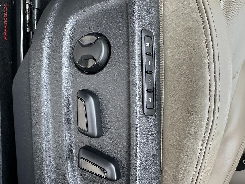 Škoda Kodiaq (2017) 2.0 TDi 4x4, ČR, Style, DSG - fotka 19 z 21