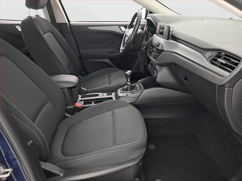 Ford Focus (2018) 1.5 TDCi, Tempomat - fotka 9 z 20