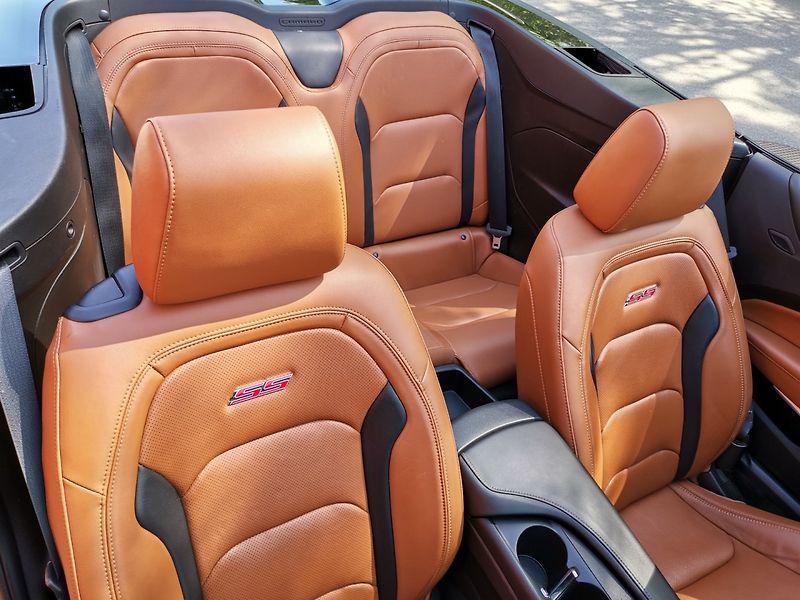 Chevrolet Camaro (2019) 6.2i V8 333kw  453PS Cabrio SS - fotka 22 z 39