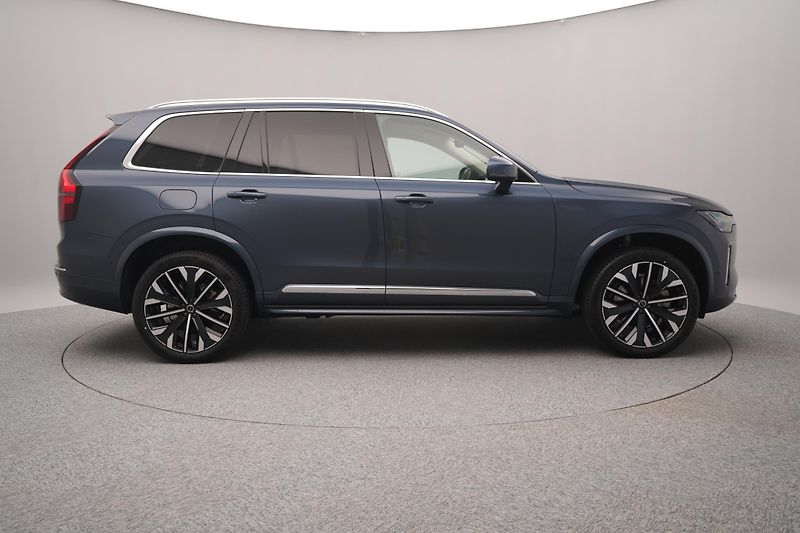 Volvo XC90 (2026) B5 AWD AUT BRIGHT PLUS 7míst - fotka 13 z 25