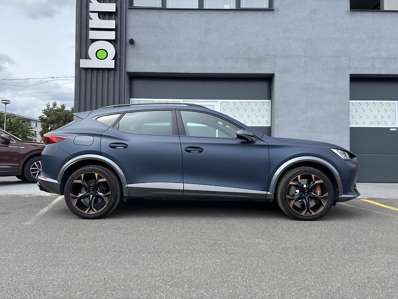 Cupra Formentor (2022) VZ 2.0 TSI (228 kW) 4WD AUT - fotka 2 z 17