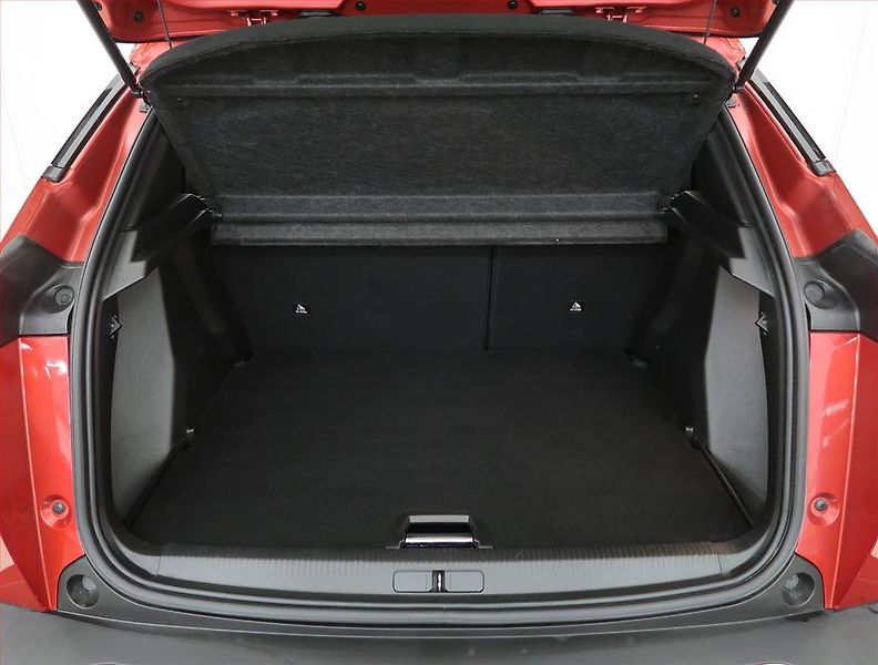 Peugeot 2008 (2022) 1.2 PureTech, Automat, ČR - fotka 14 z 25