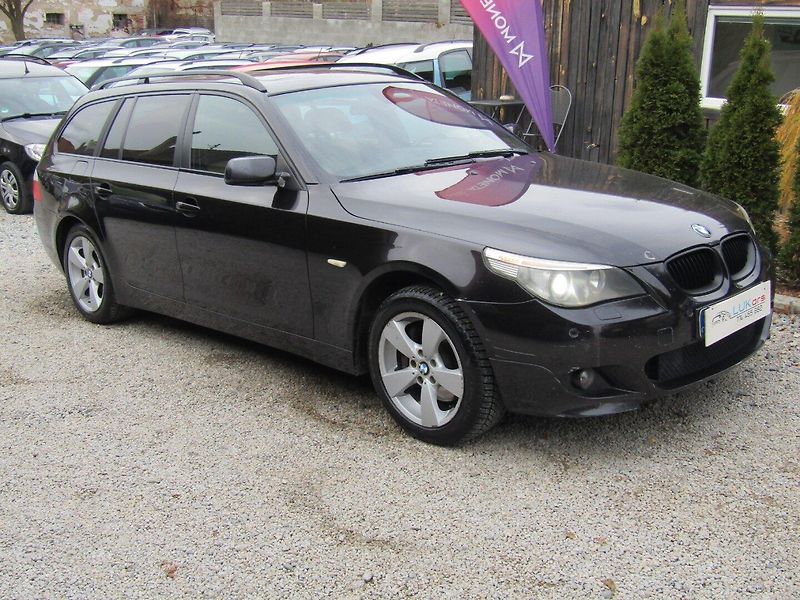 BMW Řada 5 (2006) 3.0D X-DRIVE 170kW - fotka 7 z 38