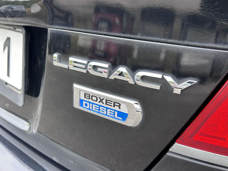 Subaru Legacy 2.0 D Active AWD - fotka 33 z 38