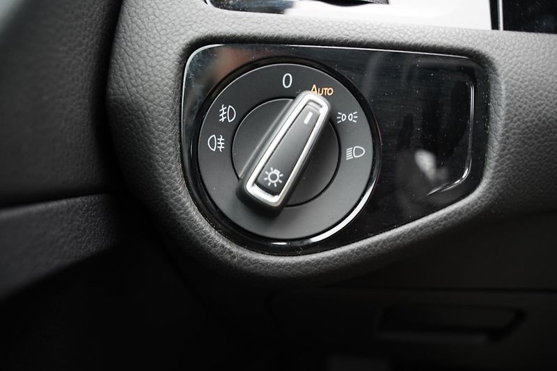 Volkswagen Golf - fotka 11 z 21