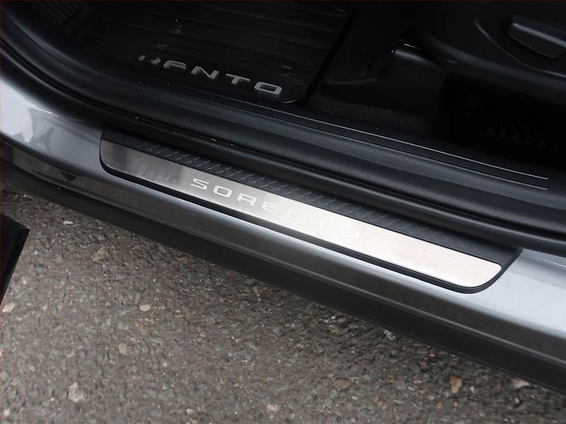 Kia Sorento (2022) 2.2 CRDi - fotka 28 z 31