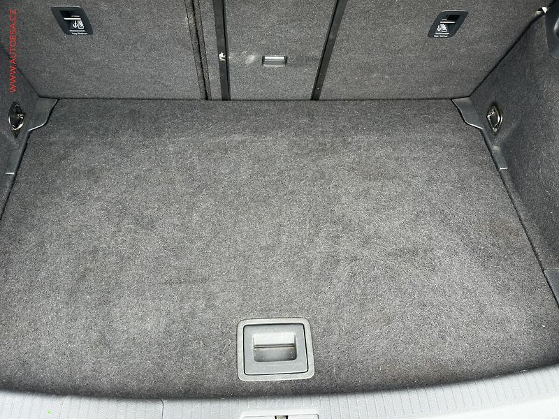Volkswagen Golf (2013) 1.4TSi, DSG - fotka 7 z 20