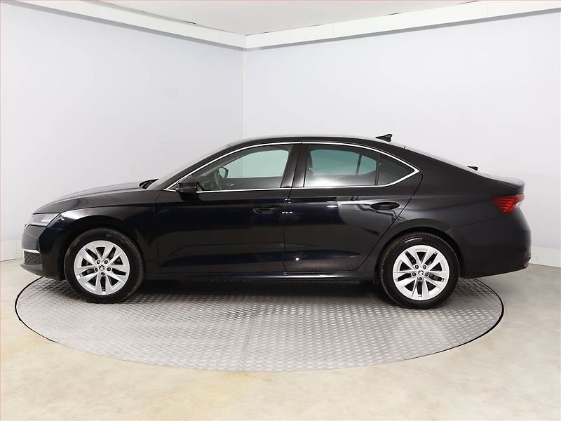 Škoda Octavia (2024) 2.0 TDI - fotka 3 z 19