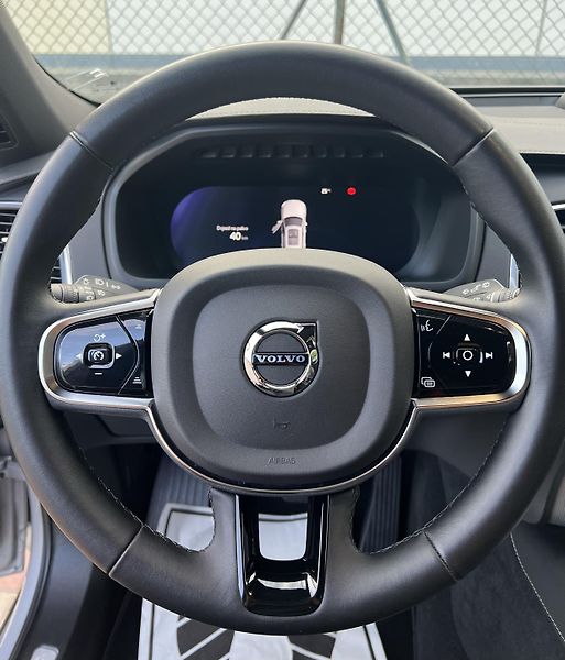 Volvo XC90 B5 AWD Ultimate v záruce - fotka 26 z 40