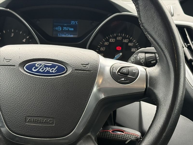 Ford Grand C-MAX 1,6 Duratorg TDCi 85kW Trend - fotka 12 z 22