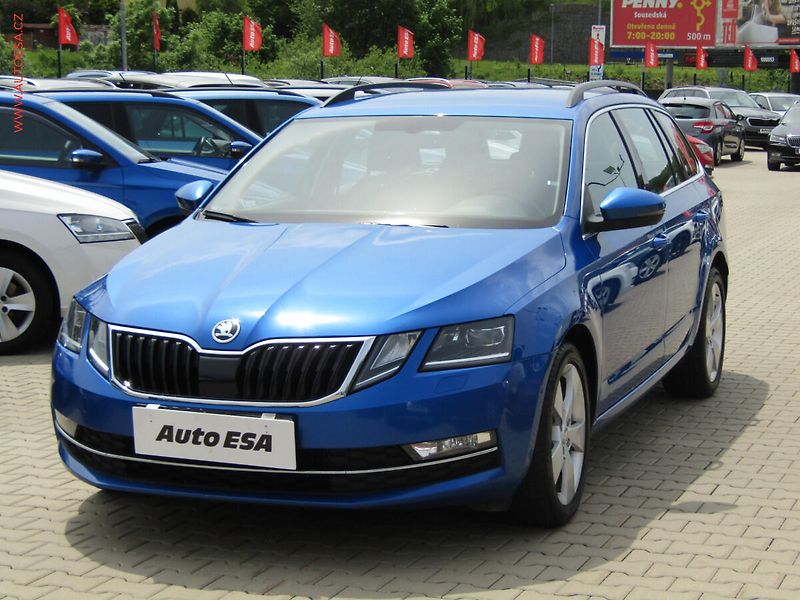 Škoda Octavia (2017) 2.0 TDi 4x4, servis.kniha - fotka 3 z 18