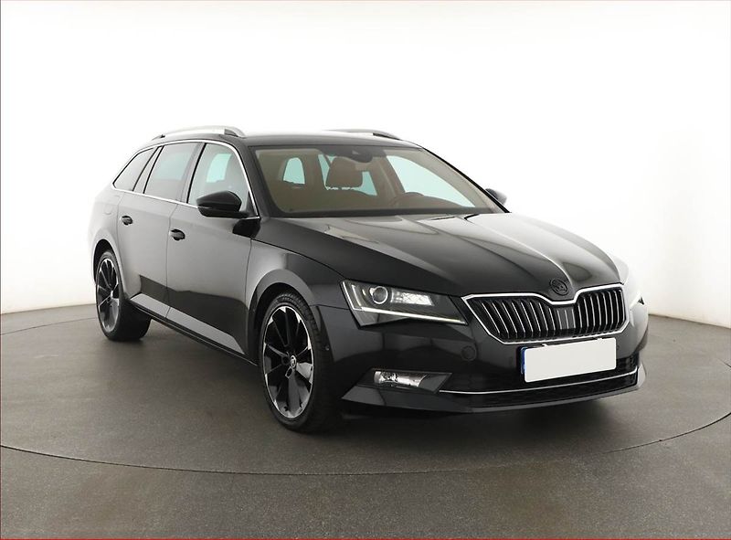 Škoda Superb (2015) Style 1.6 TDI, Serv.kniha - fotografie inzerátu
