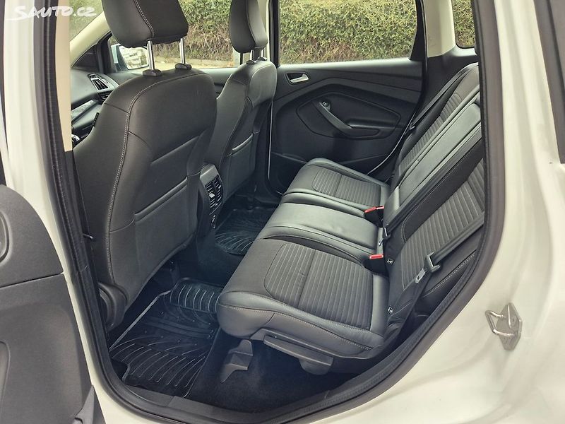 Ford Kuga (2017) 1.5i 110kw Nové ČR - fotka 17 z 30