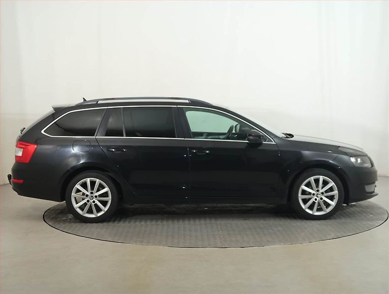 Škoda Octavia (2017) 2.0 TDI, Automat, Kůže, Navi - fotka 6 z 14