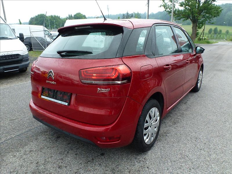 Citroën C4 Picasso 1,2 PureTech 110 MAN  SpaceTou - fotka 9 z 51