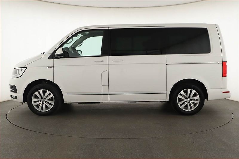 Volkswagen Multivan (2016) Highline 2.0 TDI, ČR - fotka 3 z 20