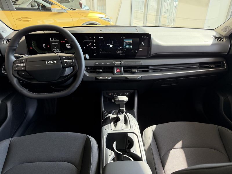 Kia K4 (2026) 1,0 T-GDi MHEV DCT SPIN  SW - fotka 8 z 11