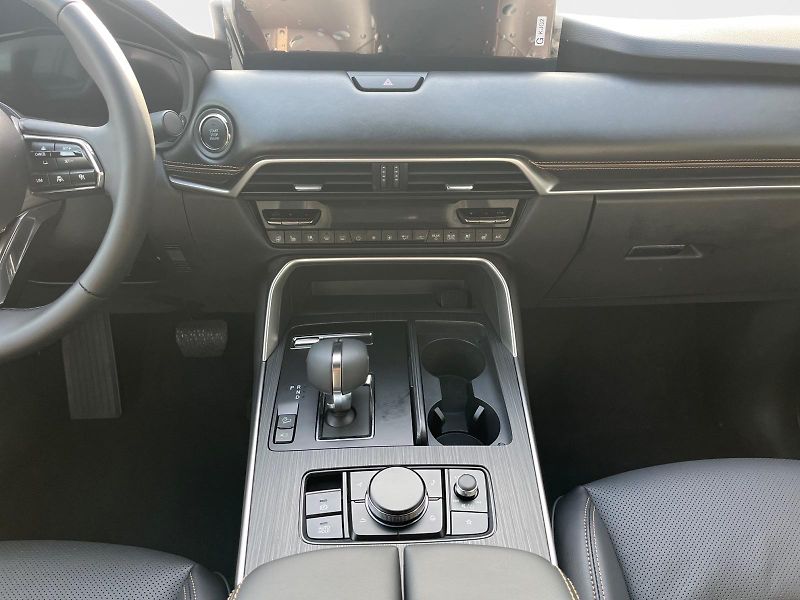 Mazda CX-80 (2026) PHEV 327K/8AT/AWD/HOMURA/COSO - fotka 11 z 16